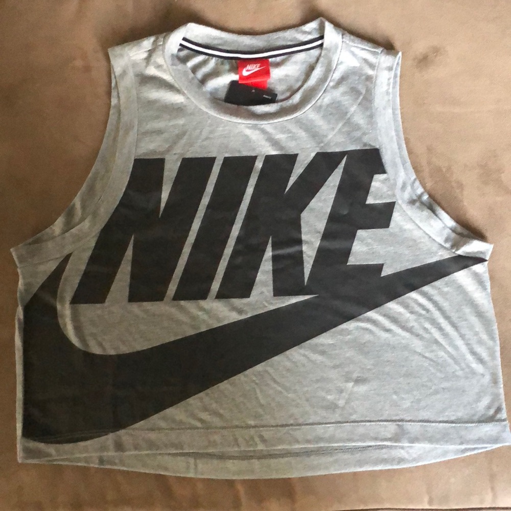 Nike sports wear crop top